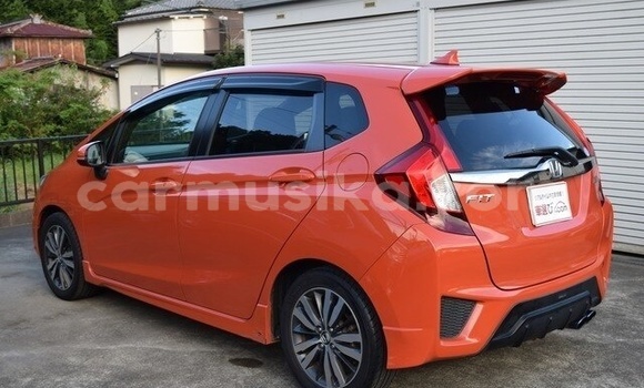 Nunua Ilio tumika Honda Fit Brown Gari ndani ya Beitbridge nchini Matabeleland Kusini Nunua Ilio tumika Honda Fit Brown Gari ndani ya Beitbridge nchini Matabeleland Kusini