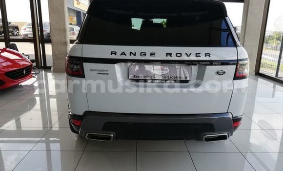 Buy Used Land Rover Range Rover Sport White Car in Beitbridge in Matabeleland South Buy Used Land Rover Range Rover Sport White Car in Beitbridge in Matabeleland South