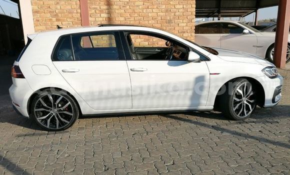Buy Used Volkswagen Golf White Car in Borrowdale in Harare Buy Used Volkswagen Golf White Car in Borrowdale in Harare
