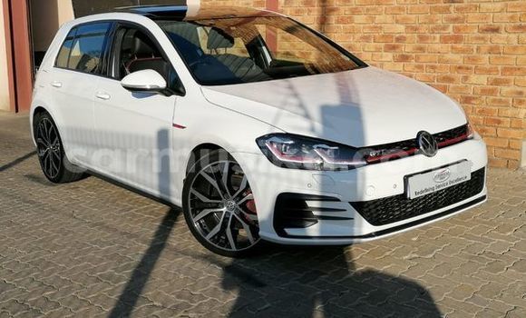 Buy Used Volkswagen Golf White Car in Borrowdale in Harare Buy Used Volkswagen Golf White Car in Borrowdale in Harare