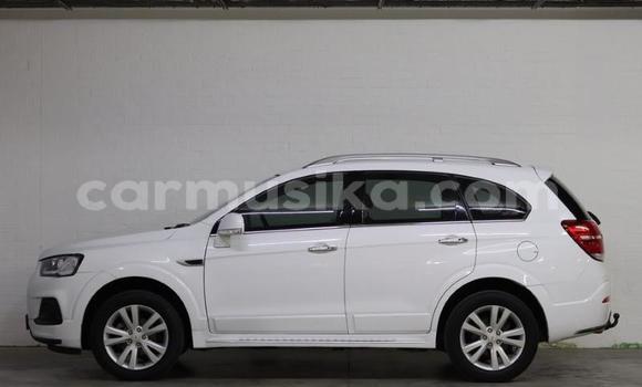 Acheter Occasion Voiture Chevrolet Captiva Blanc à Beitbridge, Matabeleland South Acheter Occasion Voiture Chevrolet Captiva Blanc à Beitbridge, Matabeleland South