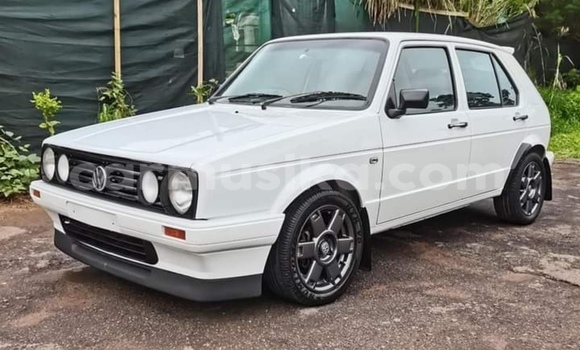 Tenga Tsaru Volkswagen Golf Chena Mota in Beitbridge in Matabeleland South Tenga Tsaru Volkswagen Golf Chena Mota in Beitbridge in Matabeleland South