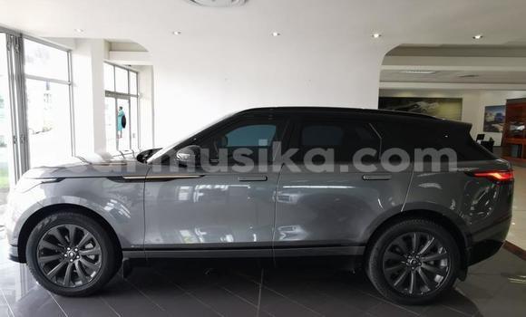 Nunua Ilio tumika Land Rover Range Rover Velar Fedha Gari ndani ya Beitbridge nchini Matabeleland Kusini Nunua Ilio tumika Land Rover Range Rover Velar Fedha Gari ndani ya Beitbridge nchini Matabeleland Kusini