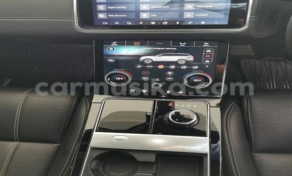 Nunua Ilio tumika Land Rover Range Rover Velar Fedha Gari ndani ya Beitbridge nchini Matabeleland Kusini Nunua Ilio tumika Land Rover Range Rover Velar Fedha Gari ndani ya Beitbridge nchini Matabeleland Kusini