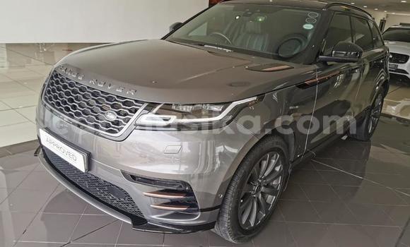Nunua Ilio tumika Land Rover Range Rover Velar Fedha Gari ndani ya Beitbridge nchini Matabeleland Kusini Nunua Ilio tumika Land Rover Range Rover Velar Fedha Gari ndani ya Beitbridge nchini Matabeleland Kusini