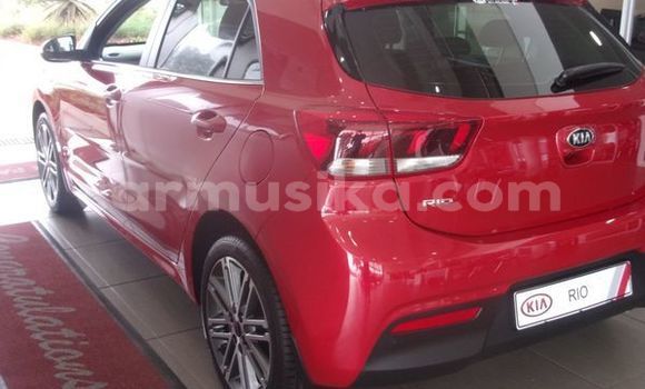 Buy Used Kia Rio Red Car in Beitbridge in Matabeleland South Buy Used Kia Rio Red Car in Beitbridge in Matabeleland South