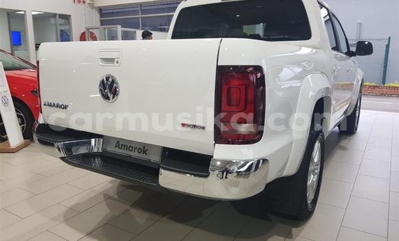 Nunua Ilio tumika Volkswagen Amarok Nyeupe Gari ndani ya Beitbridge nchini Matabeleland Kusini Nunua Ilio tumika Volkswagen Amarok Nyeupe Gari ndani ya Beitbridge nchini Matabeleland Kusini