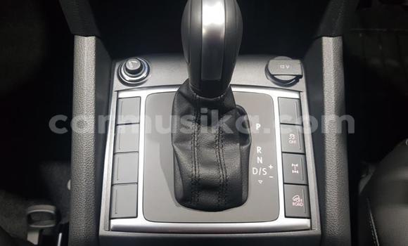 Nunua Ilio tumika Volkswagen Amarok Nyeupe Gari ndani ya Beitbridge nchini Matabeleland Kusini Nunua Ilio tumika Volkswagen Amarok Nyeupe Gari ndani ya Beitbridge nchini Matabeleland Kusini