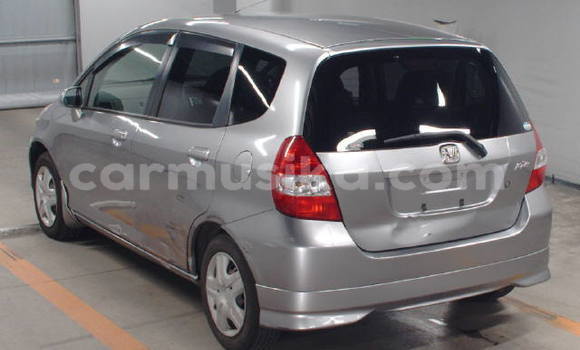 Nunua Ilio tumika Honda Fit Nyingine Gari ndani ya Beitbridge nchini Matabeleland Kusini Nunua Ilio tumika Honda Fit Nyingine Gari ndani ya Beitbridge nchini Matabeleland Kusini