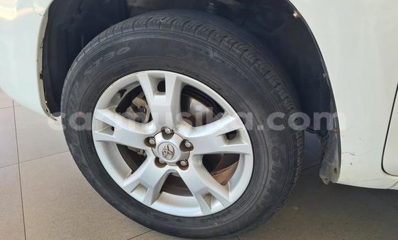 Tenga Tsaru Toyota RAV4 Chena Mota in Beitbridge in Matabeleland South Tenga Tsaru Toyota RAV4 Chena Mota in Beitbridge in Matabeleland South