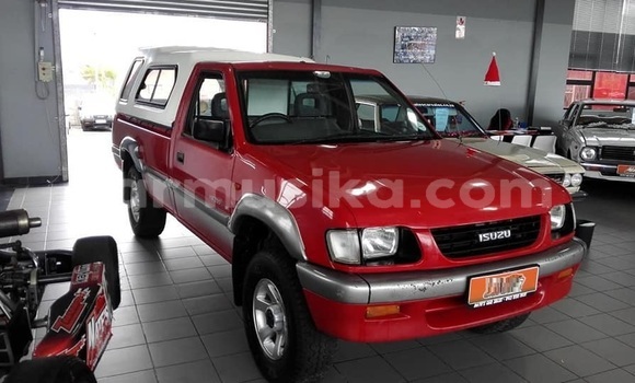 Tenga Tsaru Isuzu KB Tsvuku Mota in Beitbridge in Matabeleland South Tenga Tsaru Isuzu KB Tsvuku Mota in Beitbridge in Matabeleland South