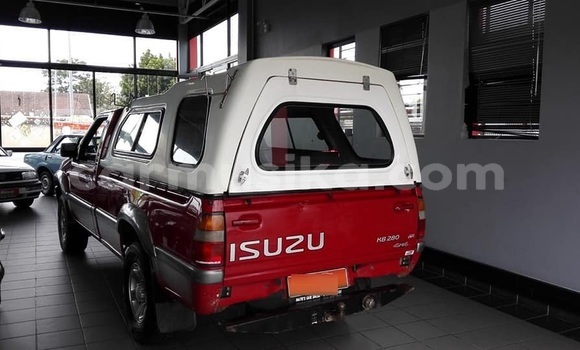 Tenga Tsaru Isuzu KB Tsvuku Mota in Beitbridge in Matabeleland South Tenga Tsaru Isuzu KB Tsvuku Mota in Beitbridge in Matabeleland South