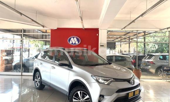 Tenga Tsaru Toyota RAV4 Sirivha Mota in Beitbridge in Matabeleland South Tenga Tsaru Toyota RAV4 Sirivha Mota in Beitbridge in Matabeleland South