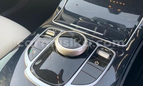 Acheter Occasion Voiture Mercedes‒Benz C–Class Rouge à Beitbridge, Matabeleland South Acheter Occasion Voiture Mercedes‒Benz C–Class Rouge à Beitbridge, Matabeleland South