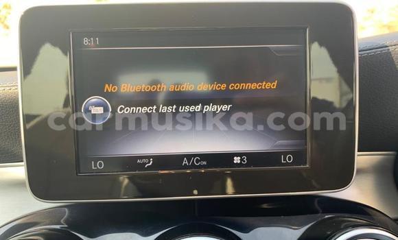 Acheter Occasion Voiture Mercedes‒Benz C–Class Rouge à Beitbridge, Matabeleland South Acheter Occasion Voiture Mercedes‒Benz C–Class Rouge à Beitbridge, Matabeleland South