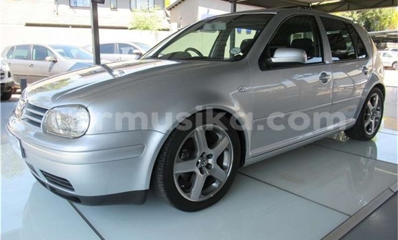 Nunua Ilio tumika Volkswagen Golf Fedha Gari ndani ya Beitbridge nchini Matabeleland Kusini Nunua Ilio tumika Volkswagen Golf Fedha Gari ndani ya Beitbridge nchini Matabeleland Kusini