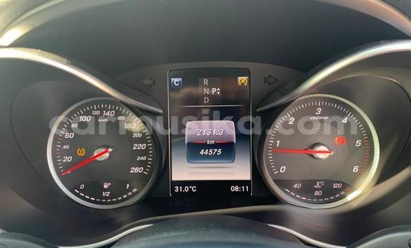 Acheter Occasion Voiture Mercedes‒Benz C–Class Rouge à Beitbridge, Matabeleland South Acheter Occasion Voiture Mercedes‒Benz C–Class Rouge à Beitbridge, Matabeleland South