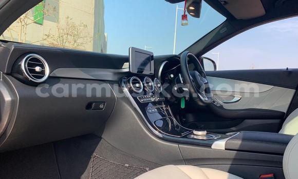Acheter Occasion Voiture Mercedes‒Benz C–Class Rouge à Beitbridge, Matabeleland South Acheter Occasion Voiture Mercedes‒Benz C–Class Rouge à Beitbridge, Matabeleland South