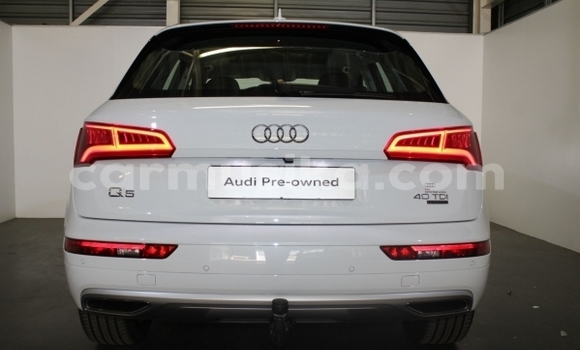 Nunua Ilio tumika Audi Q5 Nyeupe Gari ndani ya Beitbridge nchini Matabeleland Kusini Nunua Ilio tumika Audi Q5 Nyeupe Gari ndani ya Beitbridge nchini Matabeleland Kusini