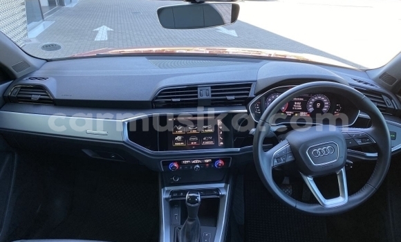 Nunua Ilio tumika Audi Q3 Nyekundu Gari ndani ya Beitbridge nchini Matabeleland Kusini Nunua Ilio tumika Audi Q3 Nyekundu Gari ndani ya Beitbridge nchini Matabeleland Kusini