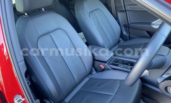 Nunua Ilio tumika Audi Q3 Nyekundu Gari ndani ya Beitbridge nchini Matabeleland Kusini Nunua Ilio tumika Audi Q3 Nyekundu Gari ndani ya Beitbridge nchini Matabeleland Kusini