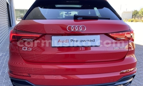 Nunua Ilio tumika Audi Q3 Nyekundu Gari ndani ya Beitbridge nchini Matabeleland Kusini Nunua Ilio tumika Audi Q3 Nyekundu Gari ndani ya Beitbridge nchini Matabeleland Kusini