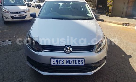 Tenga Tsaru Volkswagen Polo Sirivha Mota in Beitbridge in Matabeleland South Tenga Tsaru Volkswagen Polo Sirivha Mota in Beitbridge in Matabeleland South