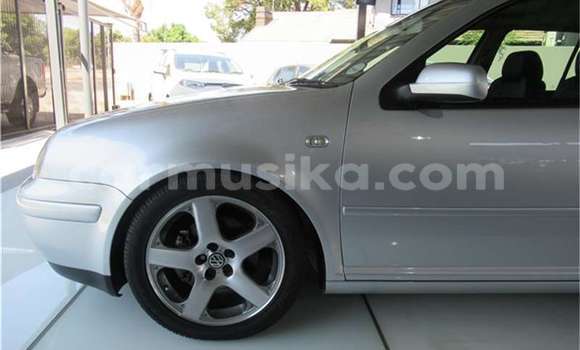 Nunua Ilio tumika Volkswagen Golf Fedha Gari ndani ya Beitbridge nchini Matabeleland Kusini Nunua Ilio tumika Volkswagen Golf Fedha Gari ndani ya Beitbridge nchini Matabeleland Kusini