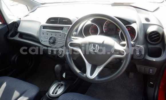 Nunua Ilio tumika Honda Fit Nyekundu Gari ndani ya Beitbridge nchini Matabeleland Kusini Nunua Ilio tumika Honda Fit Nyekundu Gari ndani ya Beitbridge nchini Matabeleland Kusini