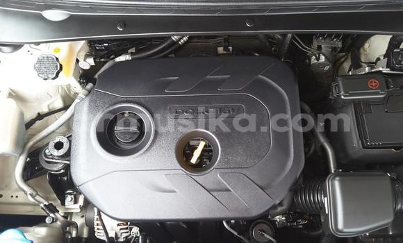 Acheter Occasion Voiture Kia Sportage Blanc à Beitbridge, Matabeleland South Acheter Occasion Voiture Kia Sportage Blanc à Beitbridge, Matabeleland South