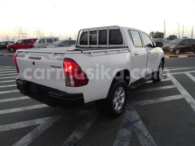 Big with watermark toyota hilux matabeleland south beitbridge 19958