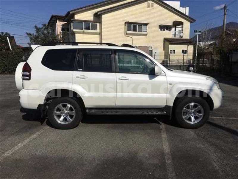 Big with watermark toyota land cruiser prado matabeleland south beitbridge 19960
