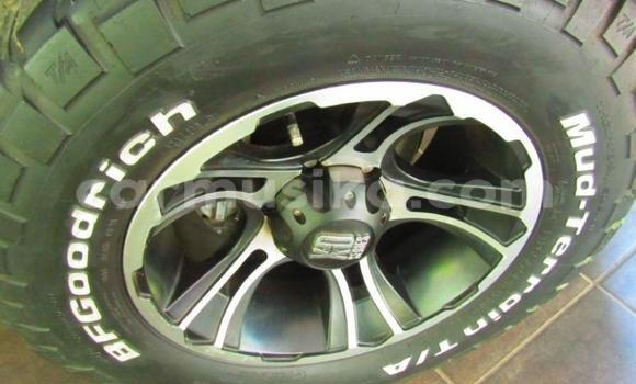 Acheter Occasion Voiture Toyota Hilux Blanc à Beitbridge, Matabeleland South Acheter Occasion Voiture Toyota Hilux Blanc à Beitbridge, Matabeleland South