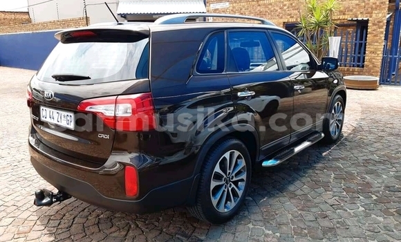 Acheter Occasion Voiture Kia Sorento Beige à Beitbridge, Matabeleland South Acheter Occasion Voiture Kia Sorento Beige à Beitbridge, Matabeleland South