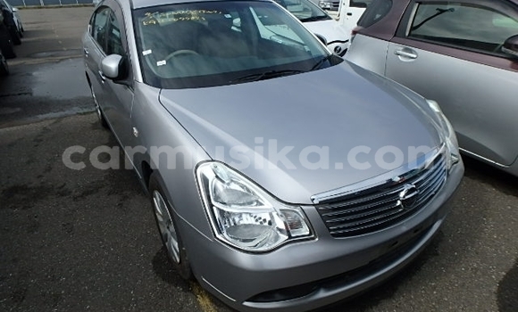 Nunua Ilio tumika Nissan Bluebird Sylphy Fedha Gari ndani ya Beitbridge nchini Matabeleland Kusini