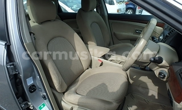 Nunua Ilio tumika Nissan Bluebird Sylphy Fedha Gari ndani ya Beitbridge nchini Matabeleland Kusini Nunua Ilio tumika Nissan Bluebird Sylphy Fedha Gari ndani ya Beitbridge nchini Matabeleland Kusini