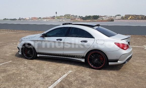 Nunua Ilio tumika Mercedes‒Benz C-klasse AMG Fedha Gari ndani ya Beitbridge nchini Matabeleland Kusini Nunua Ilio tumika Mercedes‒Benz C-klasse AMG Fedha Gari ndani ya Beitbridge nchini Matabeleland Kusini