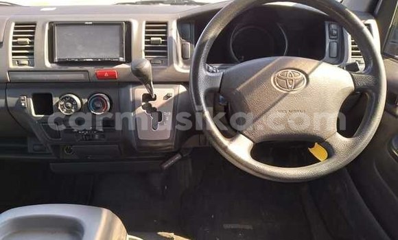 Acheter Occasion Voiture Toyota Hiace Noir à Beitbridge, Matabeleland South Acheter Occasion Voiture Toyota Hiace Noir à Beitbridge, Matabeleland South