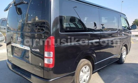 Acheter Occasion Voiture Toyota Hiace Noir à Beitbridge, Matabeleland South Acheter Occasion Voiture Toyota Hiace Noir à Beitbridge, Matabeleland South