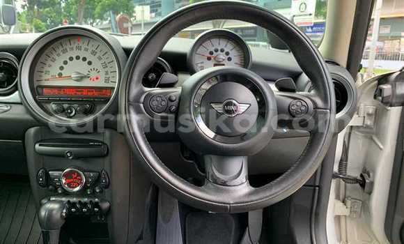 Buy Used MINI Cooper Silver Car in Beitbridge in Matabeleland South Buy Used MINI Cooper Silver Car in Beitbridge in Matabeleland South