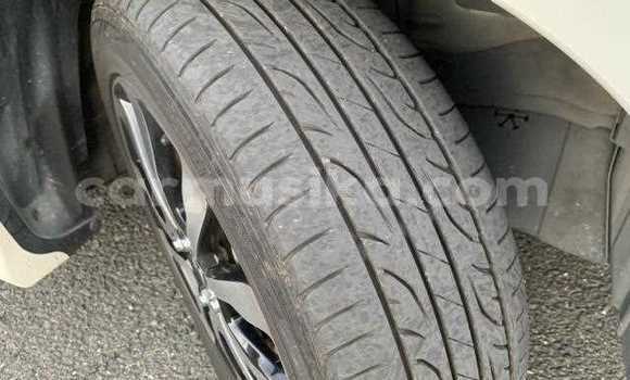 Acheter Occasion Voiture Honda Fit Blanc à Beitbridge, Matabeleland South Acheter Occasion Voiture Honda Fit Blanc à Beitbridge, Matabeleland South