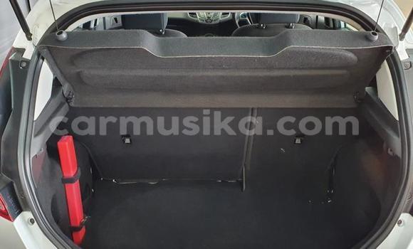 Acheter Occasion Voiture Ford Fiesta Blanc à Beitbridge, Matabeleland South Acheter Occasion Voiture Ford Fiesta Blanc à Beitbridge, Matabeleland South