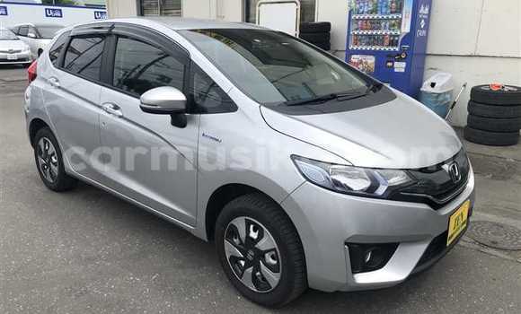 Buy Used Honda Fit Silver Car in Beitbridge in Matabeleland South Buy Used Honda Fit Silver Car in Beitbridge in Matabeleland South