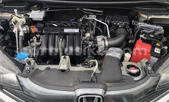 Buy Used Honda Fit Silver Car in Beitbridge in Matabeleland South Buy Used Honda Fit Silver Car in Beitbridge in Matabeleland South