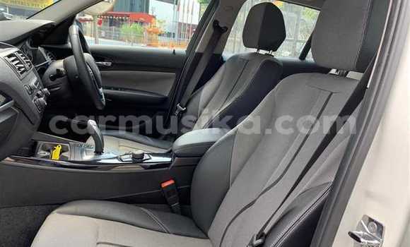 Nunua Ilio tumika BMW 1M Nyeupe Gari ndani ya Beitbridge nchini Matabeleland Kusini Nunua Ilio tumika BMW 1M Nyeupe Gari ndani ya Beitbridge nchini Matabeleland Kusini