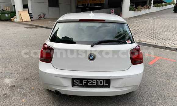 Nunua Ilio tumika BMW 1M Nyeupe Gari ndani ya Beitbridge nchini Matabeleland Kusini Nunua Ilio tumika BMW 1M Nyeupe Gari ndani ya Beitbridge nchini Matabeleland Kusini