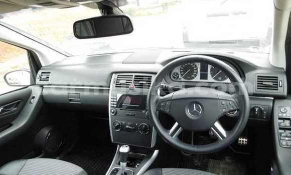 Buy Used Mercedes‒Benz B-klasse Black Car in Beitbridge in Matabeleland South Buy Used Mercedes‒Benz B-klasse Black Car in Beitbridge in Matabeleland South