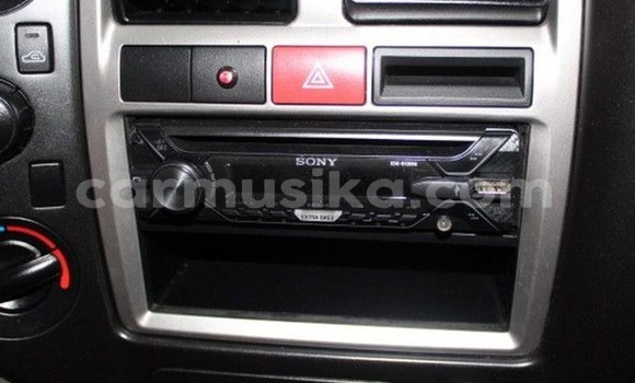 Buy Used Hyundai H200 White Car in Beitbridge in Matabeleland South Buy Used Hyundai H200 White Car in Beitbridge in Matabeleland South