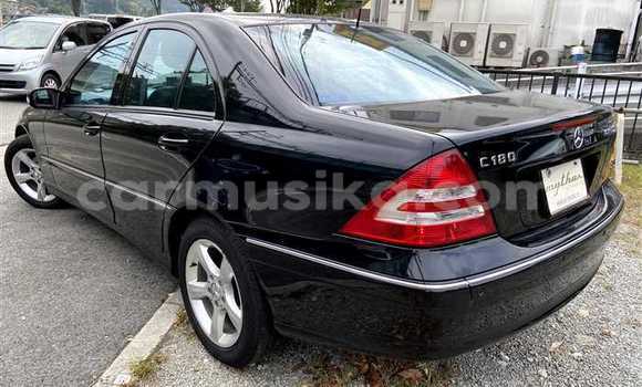 Acheter Occasion Voiture Mercedes‒Benz C-klasse Noir à Beitbridge, Matabeleland South Acheter Occasion Voiture Mercedes‒Benz C-klasse Noir à Beitbridge, Matabeleland South