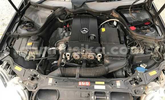 Acheter Occasion Voiture Mercedes‒Benz C-klasse Noir à Beitbridge, Matabeleland South Acheter Occasion Voiture Mercedes‒Benz C-klasse Noir à Beitbridge, Matabeleland South